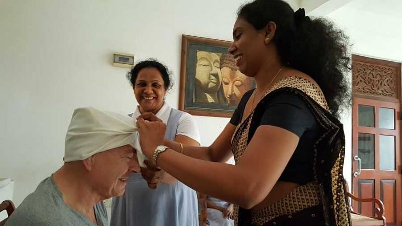 ayurveda -kur, ayurveda kräuter, ayurveda stirnölgruss, shirodara, kopp-wichmann, persoenlichkeits-blog.de,